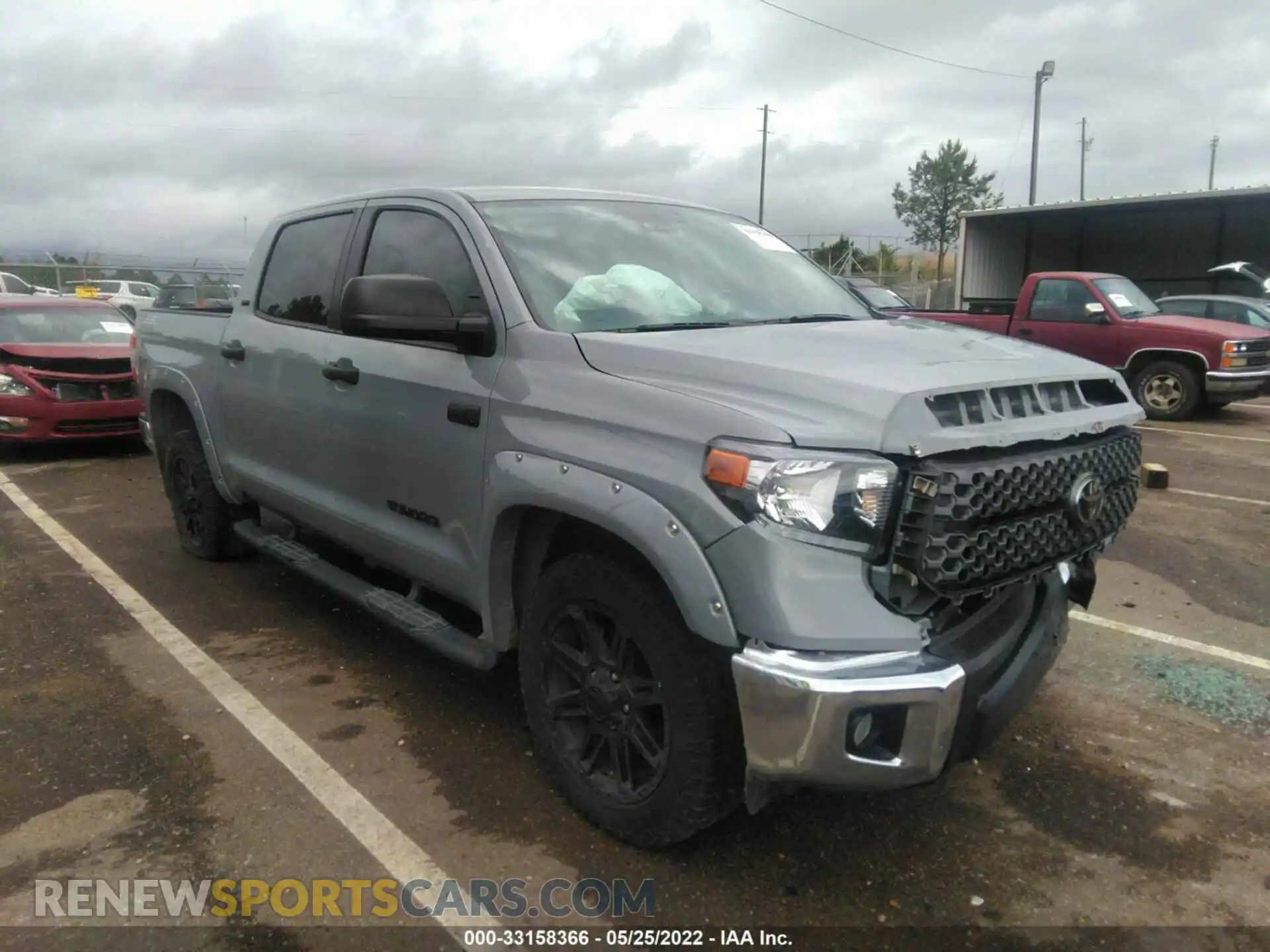 1 Photograph of a damaged car 5TFDY5F1XLX947534 TOYOTA TUNDRA 4WD 2020