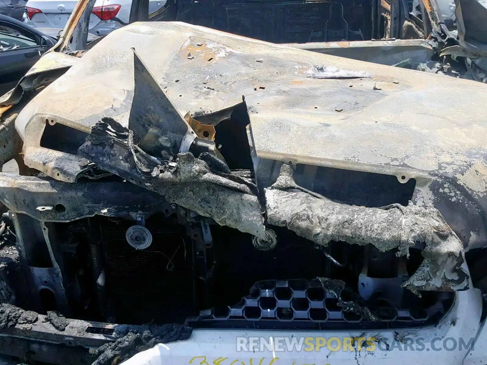 7 Photograph of a damaged car 5TFDY5F16KX825509 TOYOTA TUNDRA CRE 2019