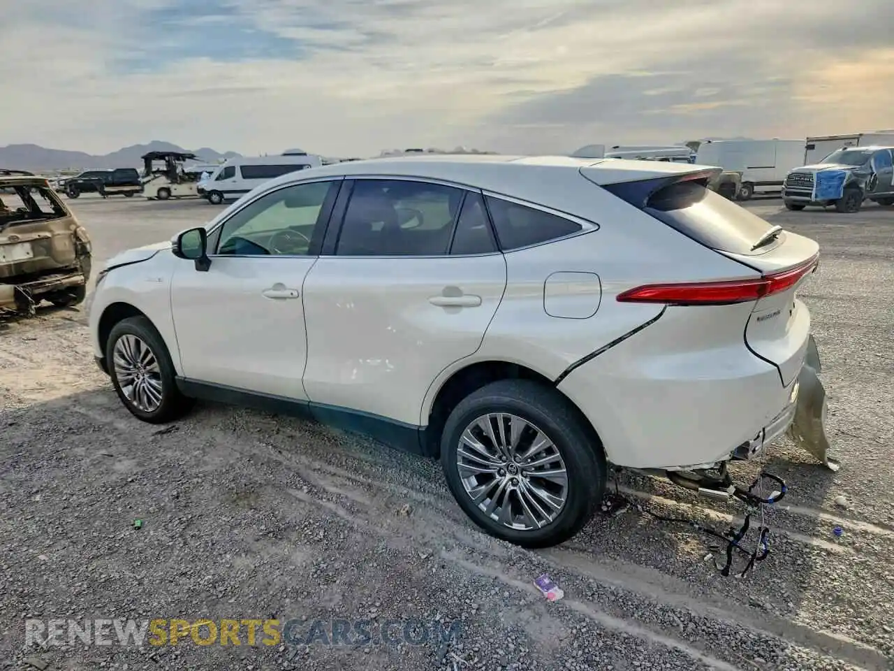 2 Photograph of a damaged car JTEAAAAH5MJ017237 TOYOTA VENZA 2021