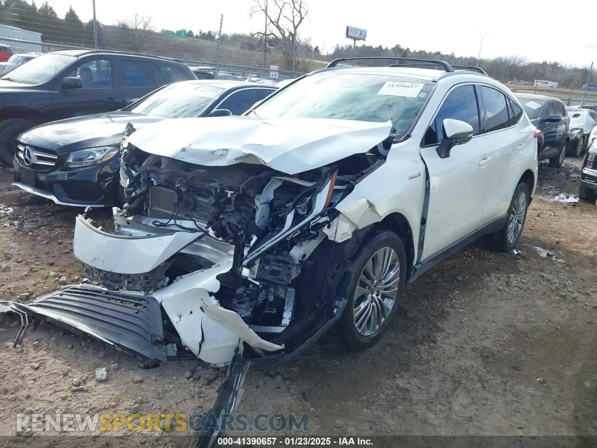 2 Photograph of a damaged car JTEAAAAH7MJ043841 TOYOTA VENZA 2021