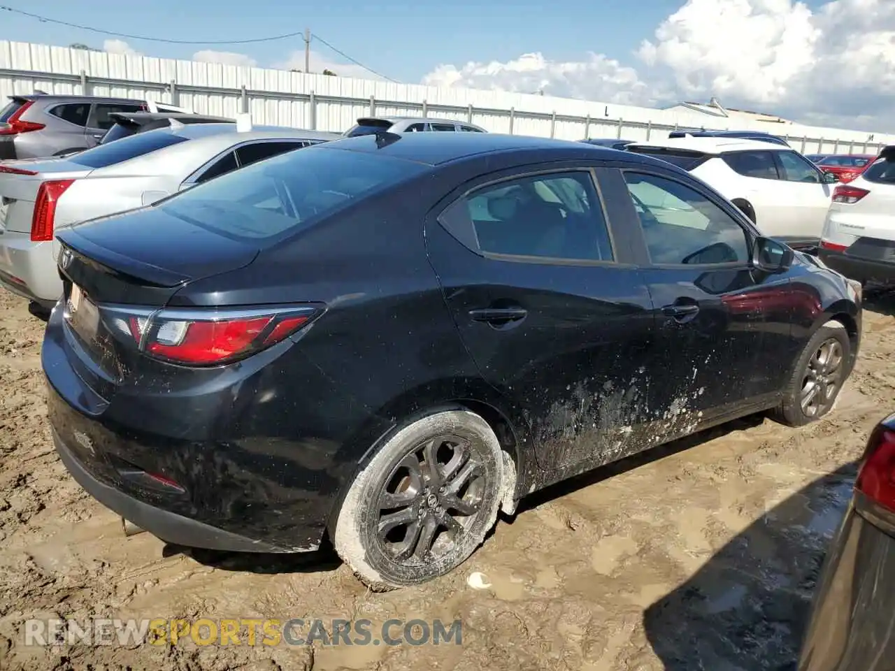 3 Photograph of a damaged car 3MYDLBYV1KY500635 TOYOTA YARIS 2019