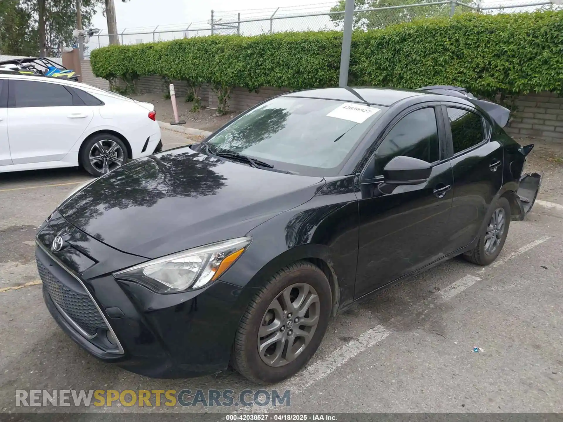 2 Photograph of a damaged car 3MYDLBYV2KY524586 TOYOTA YARIS 2019