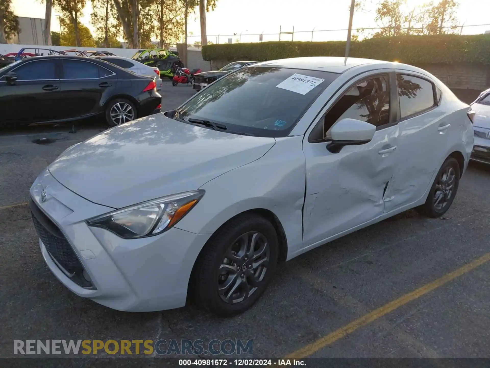 2 Photograph of a damaged car 3MYDLBYV3KY525908 TOYOTA YARIS 2019