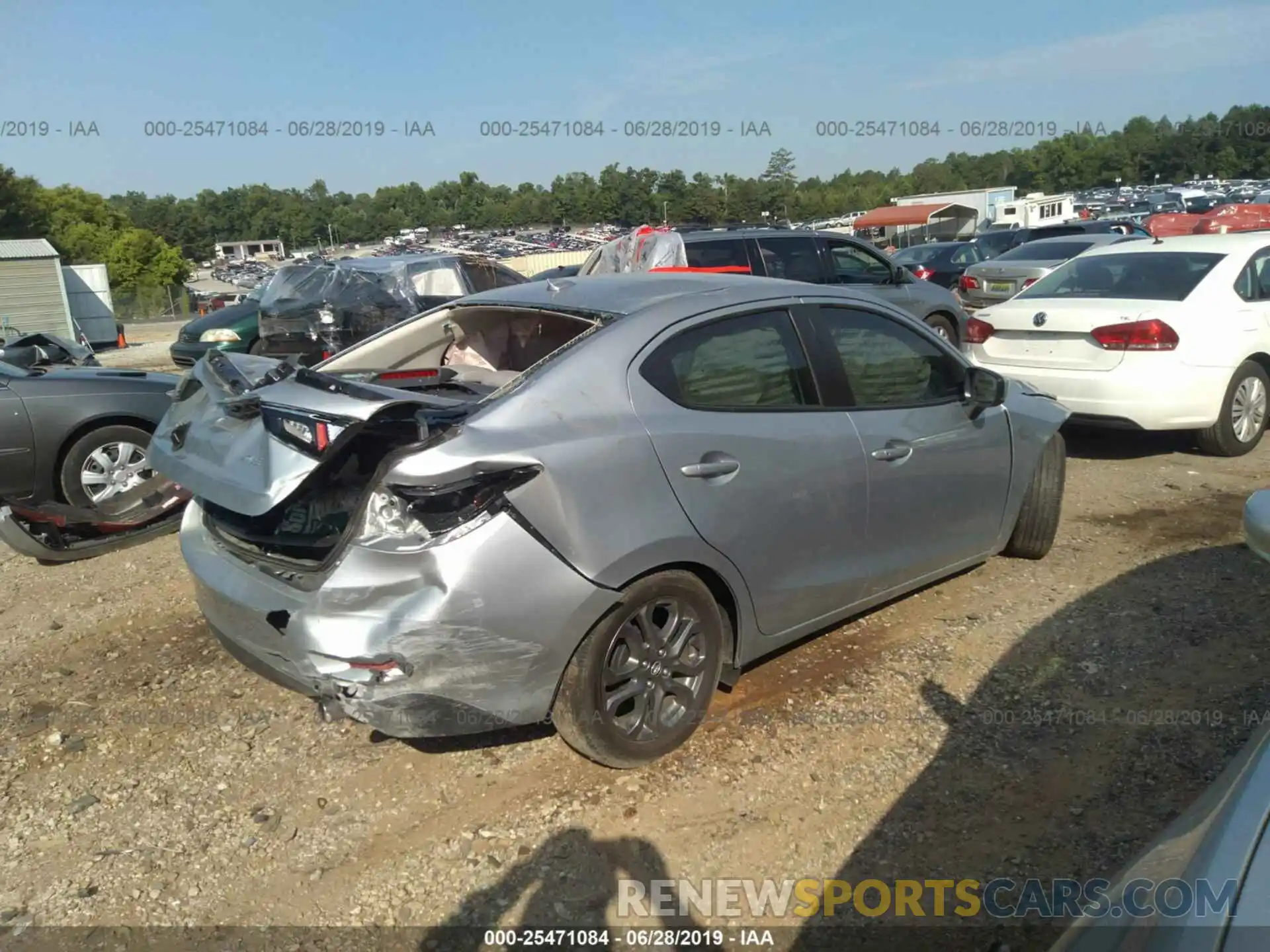 4 Photograph of a damaged car 3MYDLBYV5KY511220 TOYOTA YARIS 2019