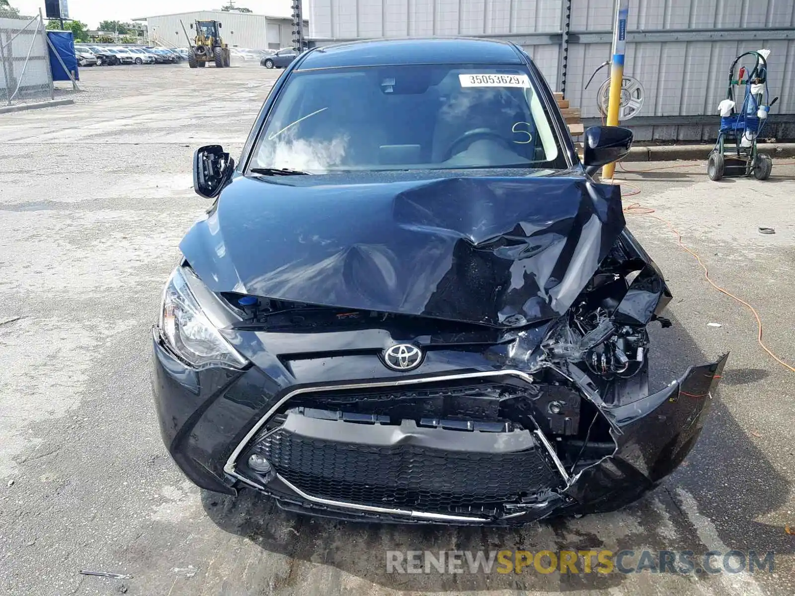 9 Photograph of a damaged car 3MYDLBYV6KY503451 TOYOTA YARIS 2019