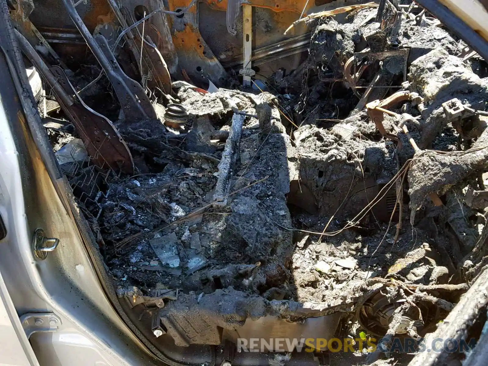 5 Photograph of a damaged car 3MYDLBYV6KY521626 TOYOTA YARIS 2019