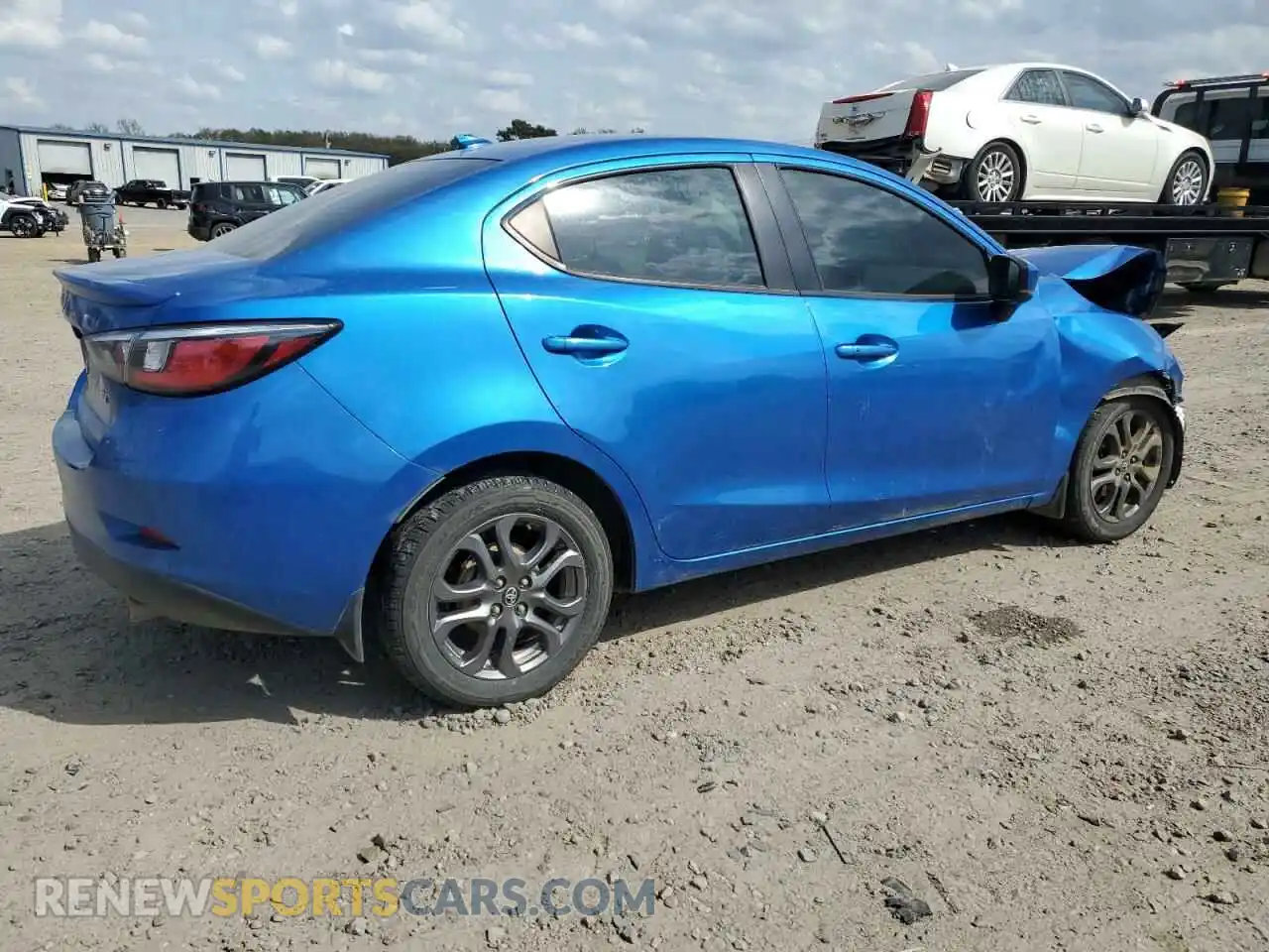 3 fotografías del automóvil dañado 3MYDLBYV7KY506164 TOYOTA YARIS 2019