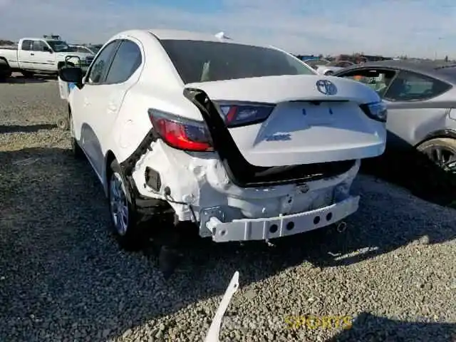 3 Photograph of a damaged car 3MYDLBYV8KY516508 TOYOTA YARIS 2019