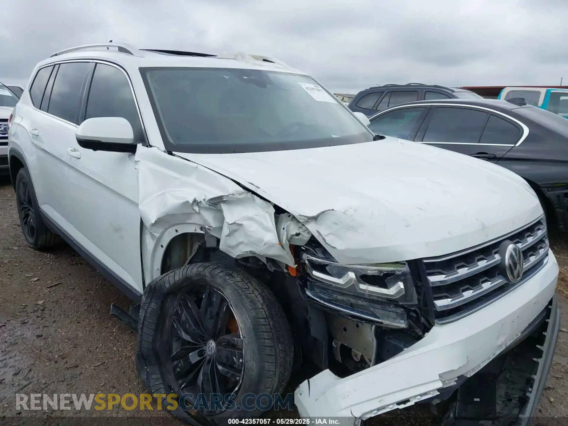 1 fotografías del automóvil dañado 1V2NR2CA6KC515080 VOLKSWAGEN ATLAS 2019