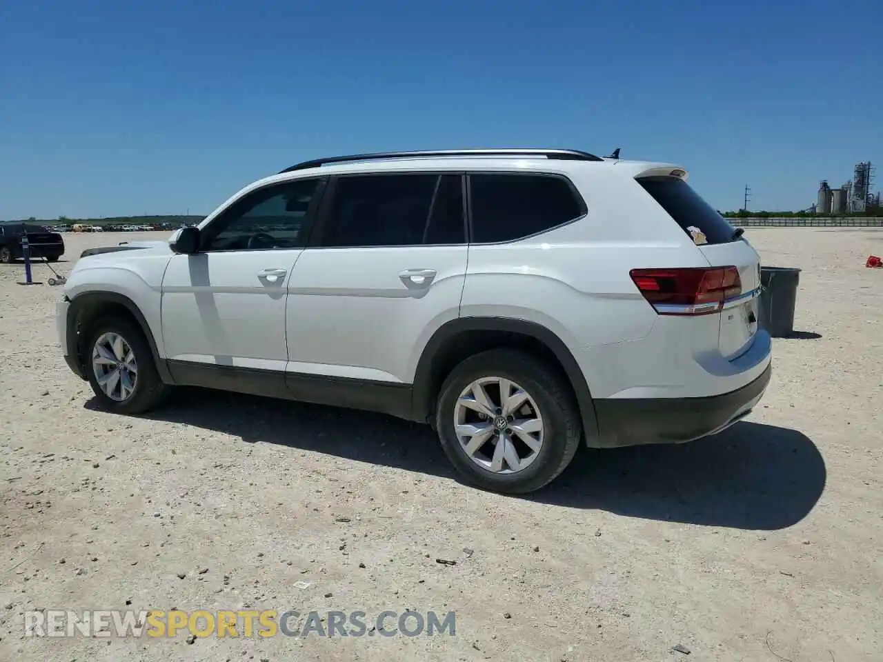 2 Photograph of a damaged car 1V2DP2CA3LC500443 VOLKSWAGEN ATLAS 2020