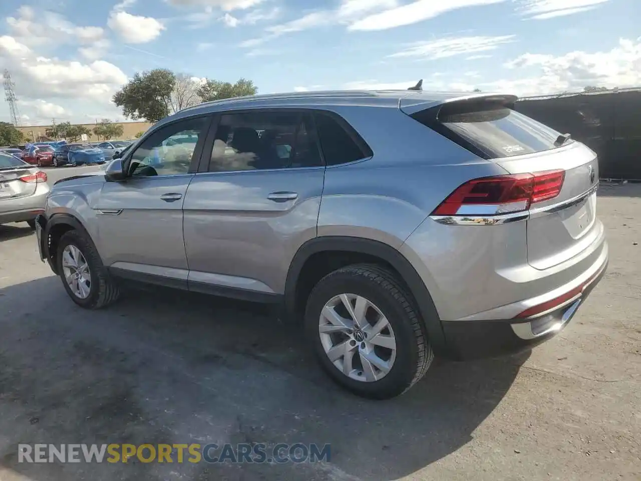 2 Photograph of a damaged car 1V2AC2CA5MC202718 VOLKSWAGEN ATLAS 2021