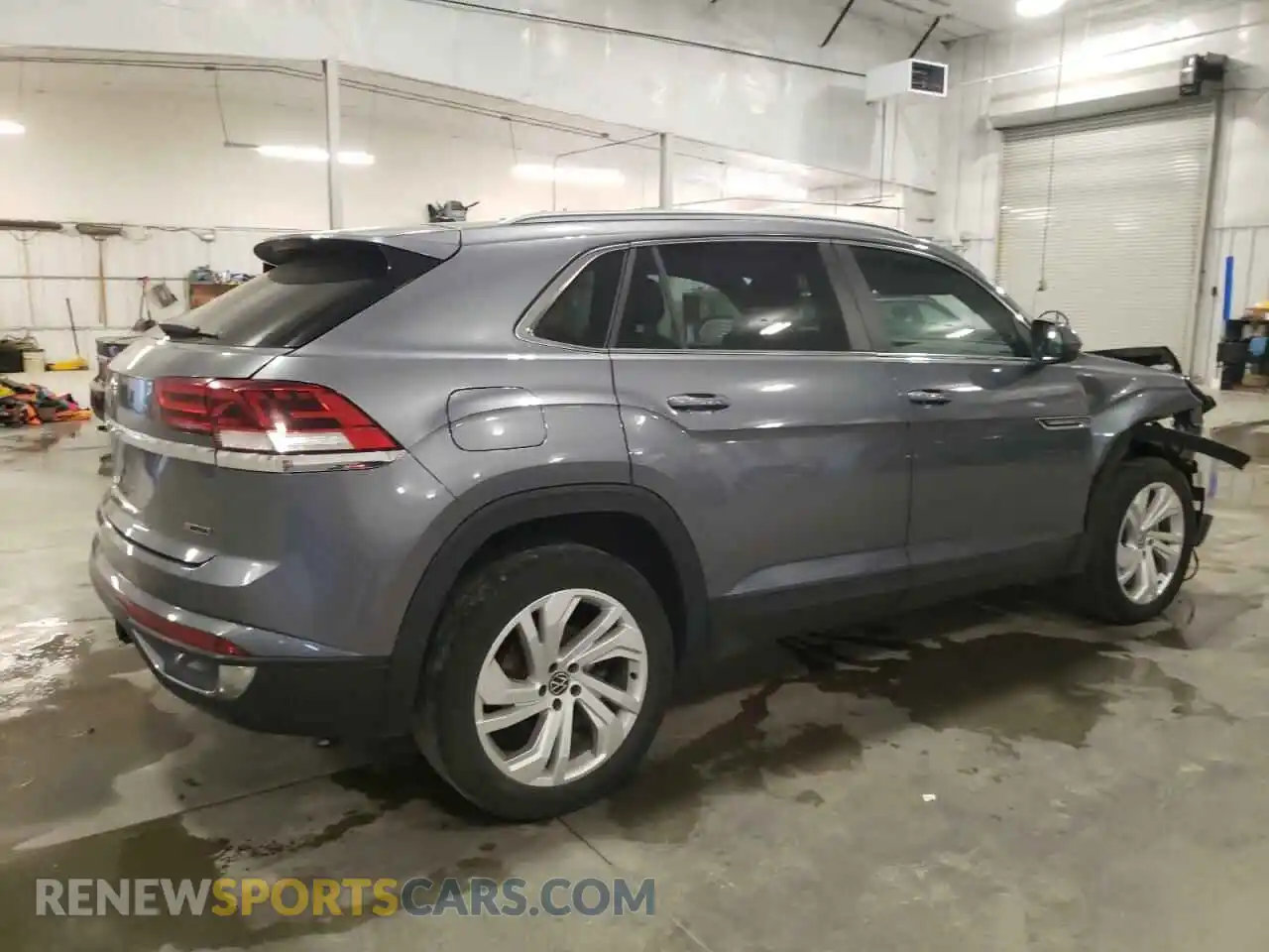 3 Photograph of a damaged car 1V2BE2CA1MC220695 VOLKSWAGEN ATLAS 2021