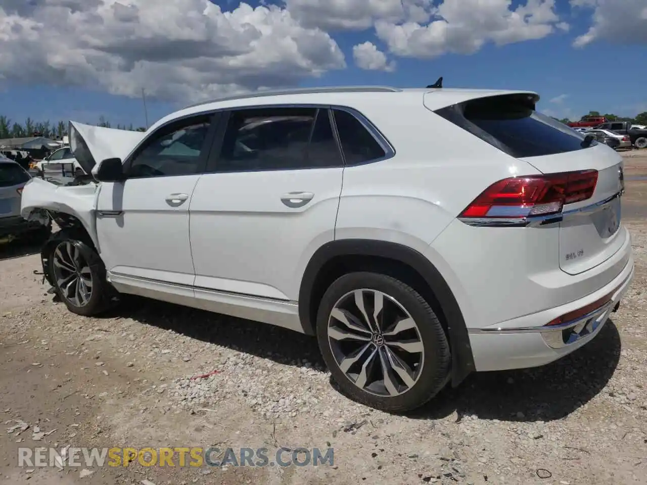 2 Photograph of a damaged car 1V2CE2CA9MC236440 VOLKSWAGEN ATLAS 2021