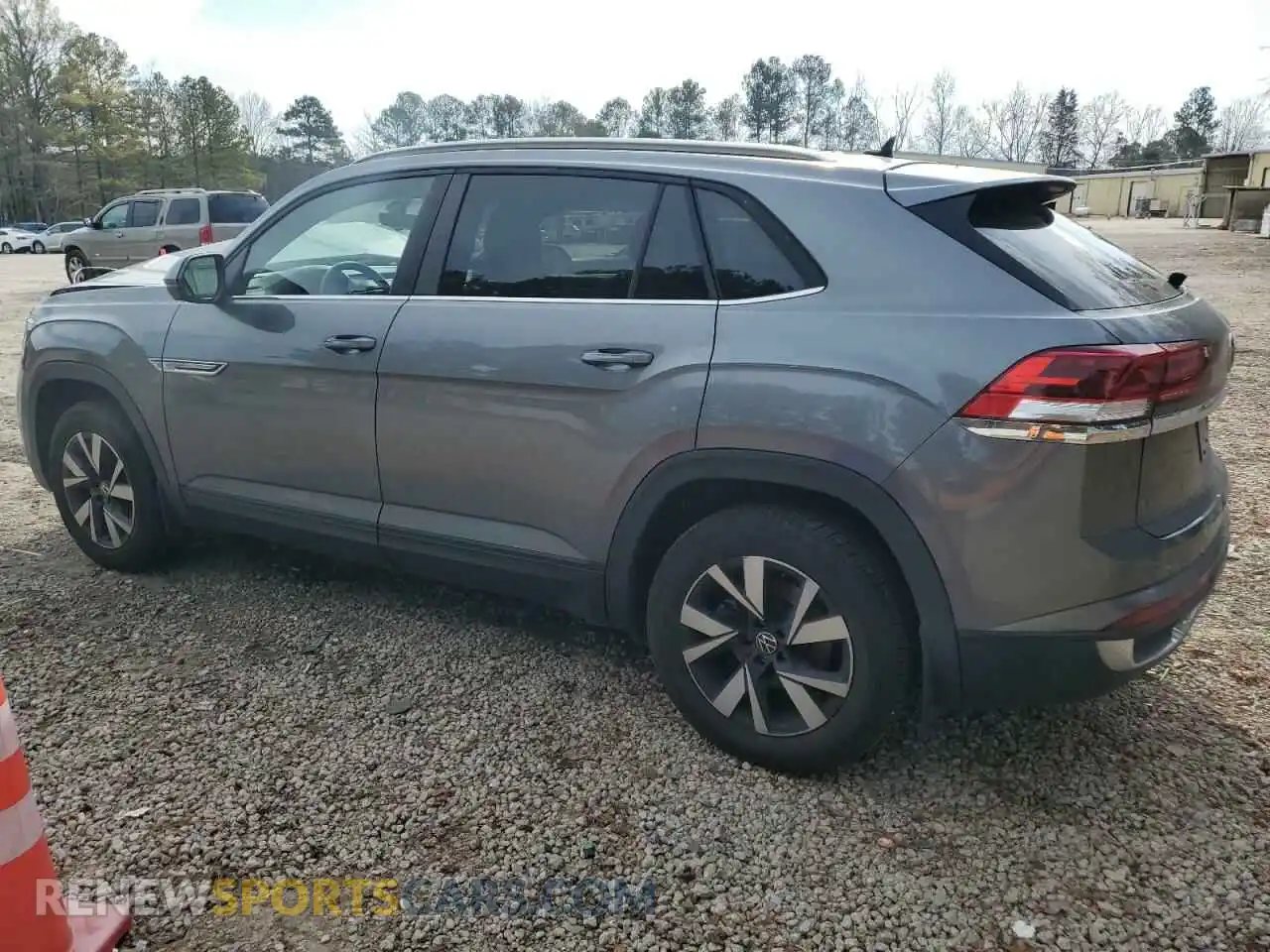 2 Photograph of a damaged car 1V2DC2CA3MC210703 VOLKSWAGEN ATLAS 2021