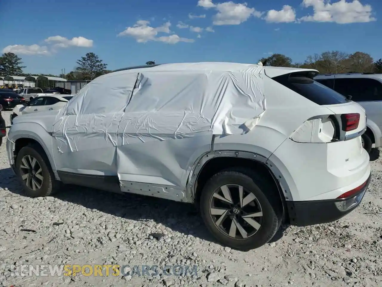 2 Photograph of a damaged car 1V2DC2CA3MC215853 VOLKSWAGEN ATLAS 2021