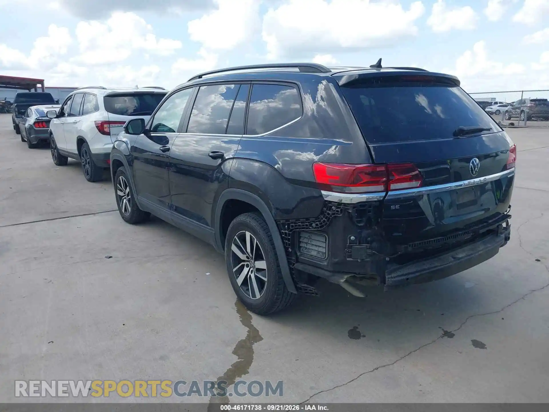 3 Photograph of a damaged car 1V2DP2CA3MC554925 VOLKSWAGEN ATLAS 2021