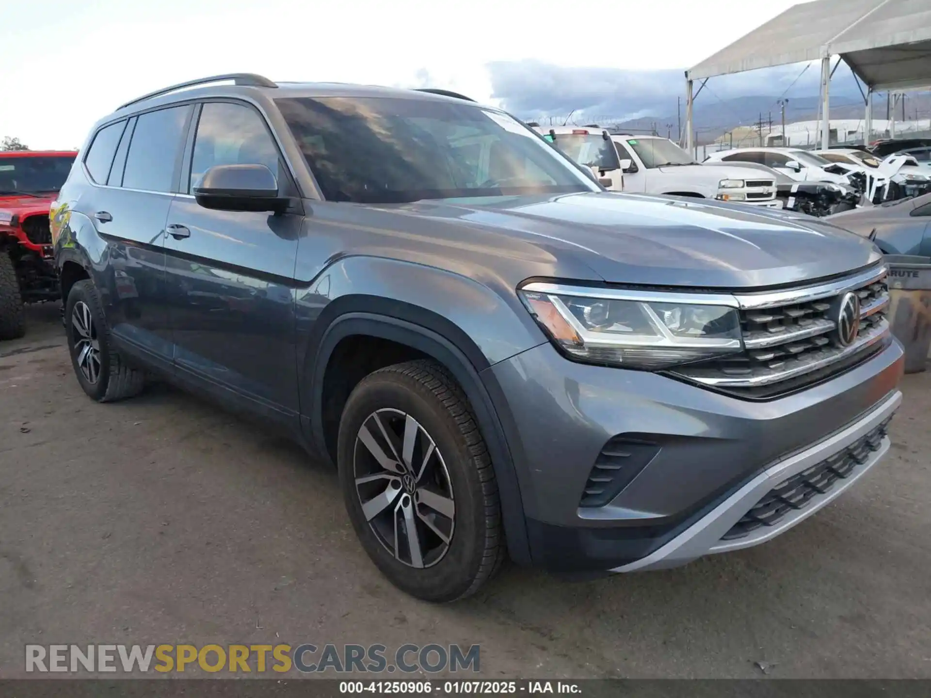 1 Photograph of a damaged car 1V2DP2CA7MC506506 VOLKSWAGEN ATLAS 2021