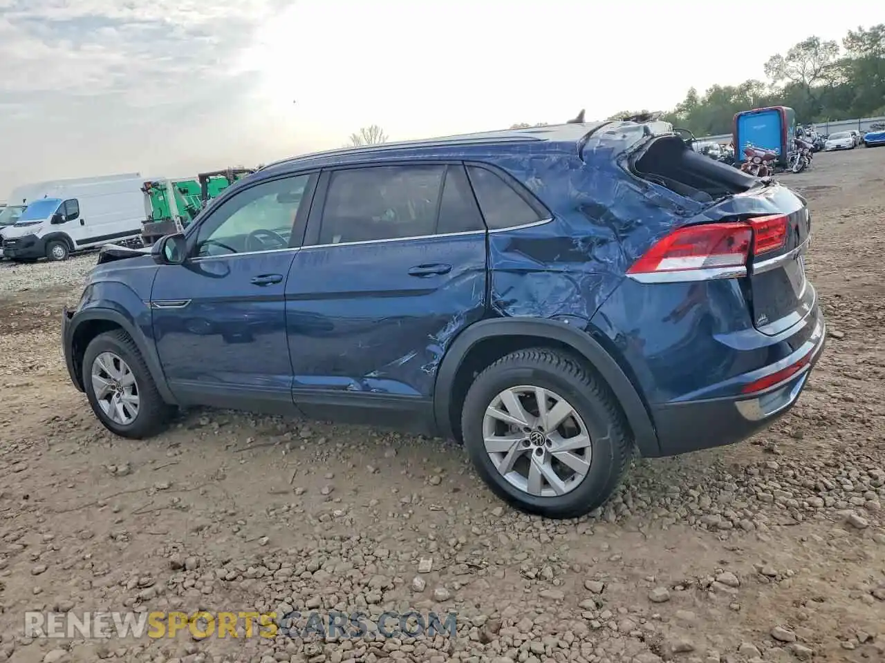 2 Photograph of a damaged car 1V2GC2CA4MC239057 VOLKSWAGEN ATLAS 2021