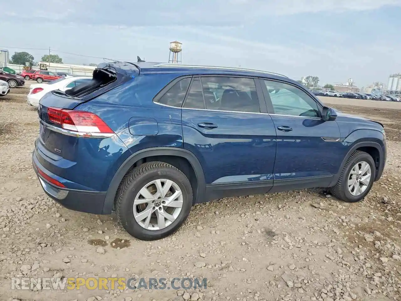 3 Photograph of a damaged car 1V2GC2CA4MC239057 VOLKSWAGEN ATLAS 2021