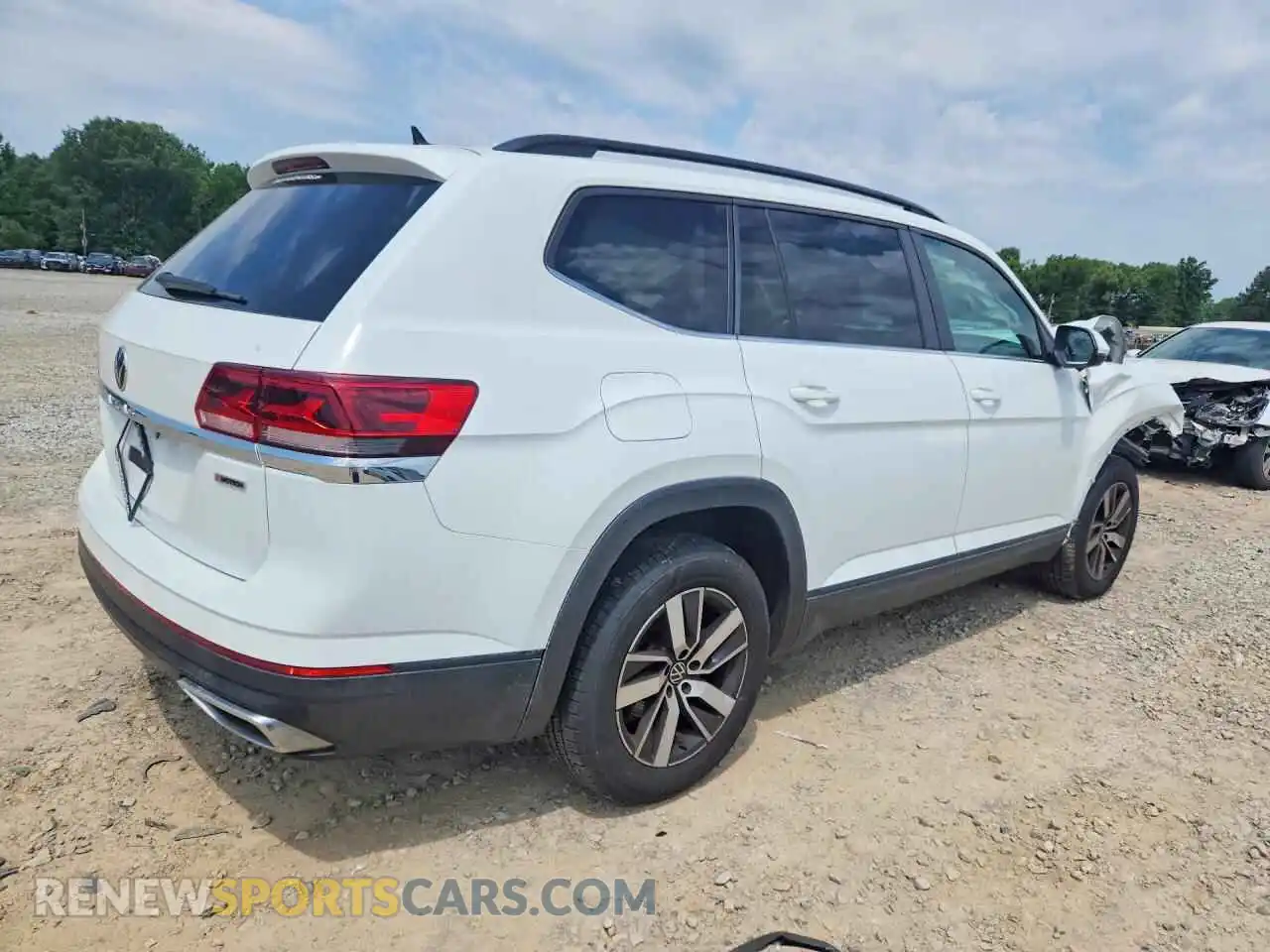 3 Photograph of a damaged car 1V2LP2CA1MC512233 VOLKSWAGEN ATLAS 2021