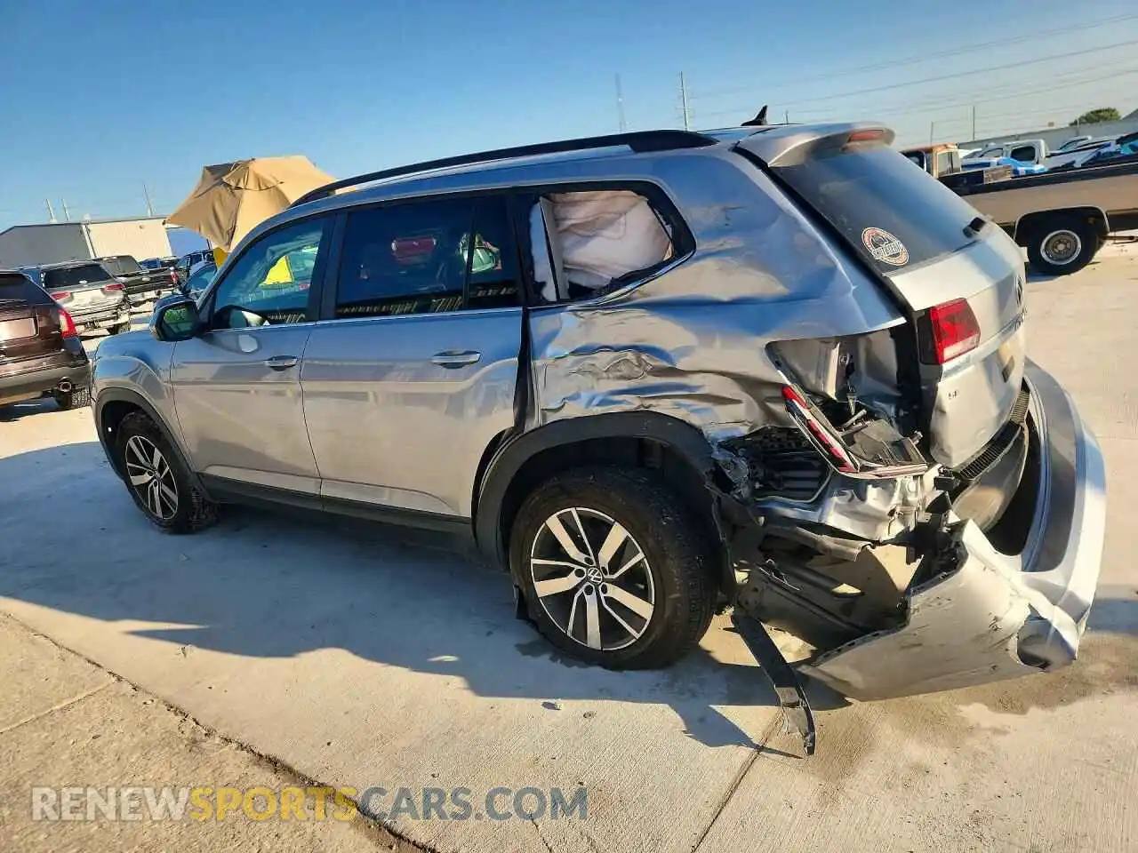 2 Photograph of a damaged car 1V2LP2CA6MC527794 VOLKSWAGEN ATLAS 2021
