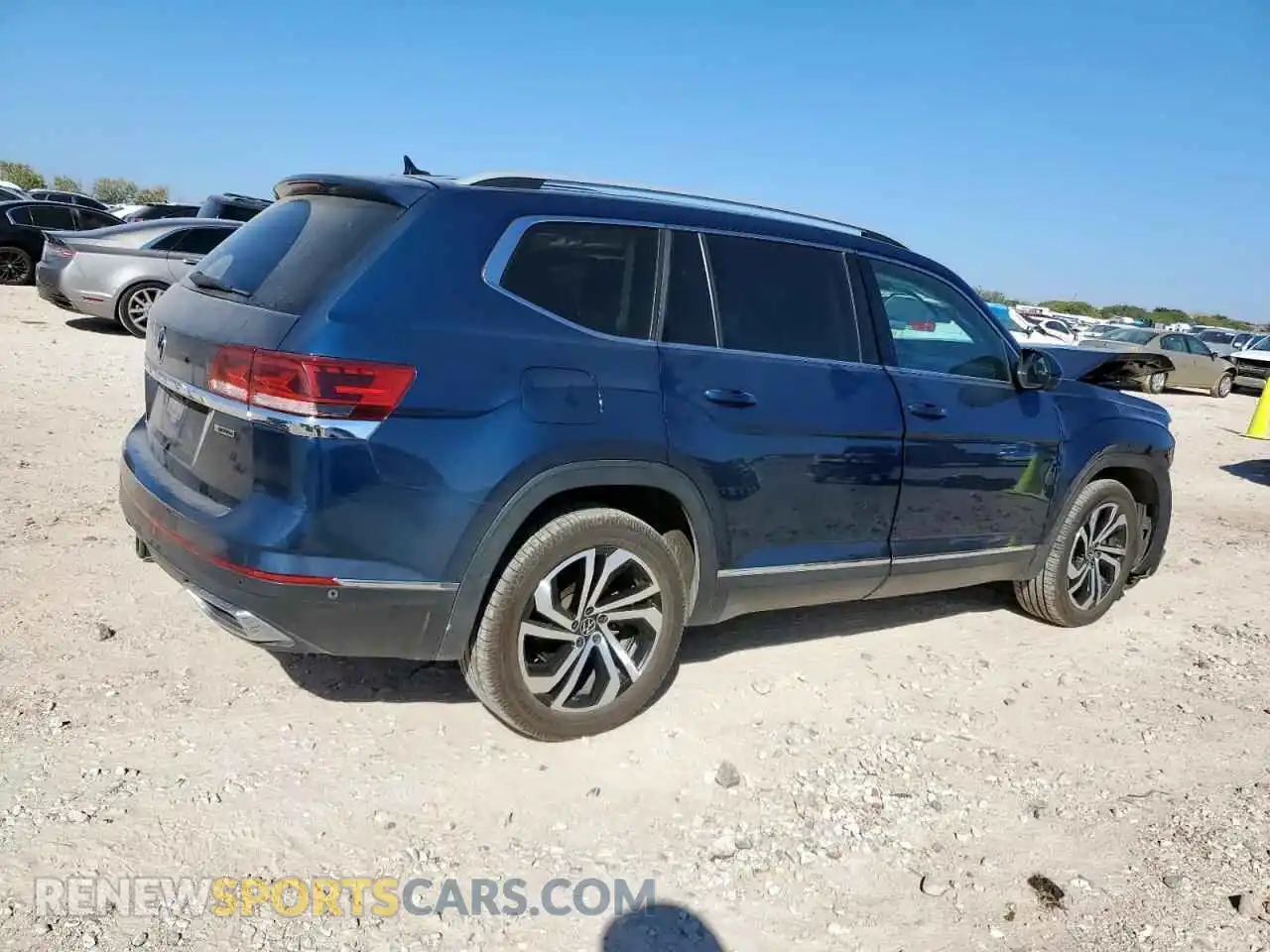 3 Photograph of a damaged car 1V2TR2CA1MC521069 VOLKSWAGEN ATLAS 2021