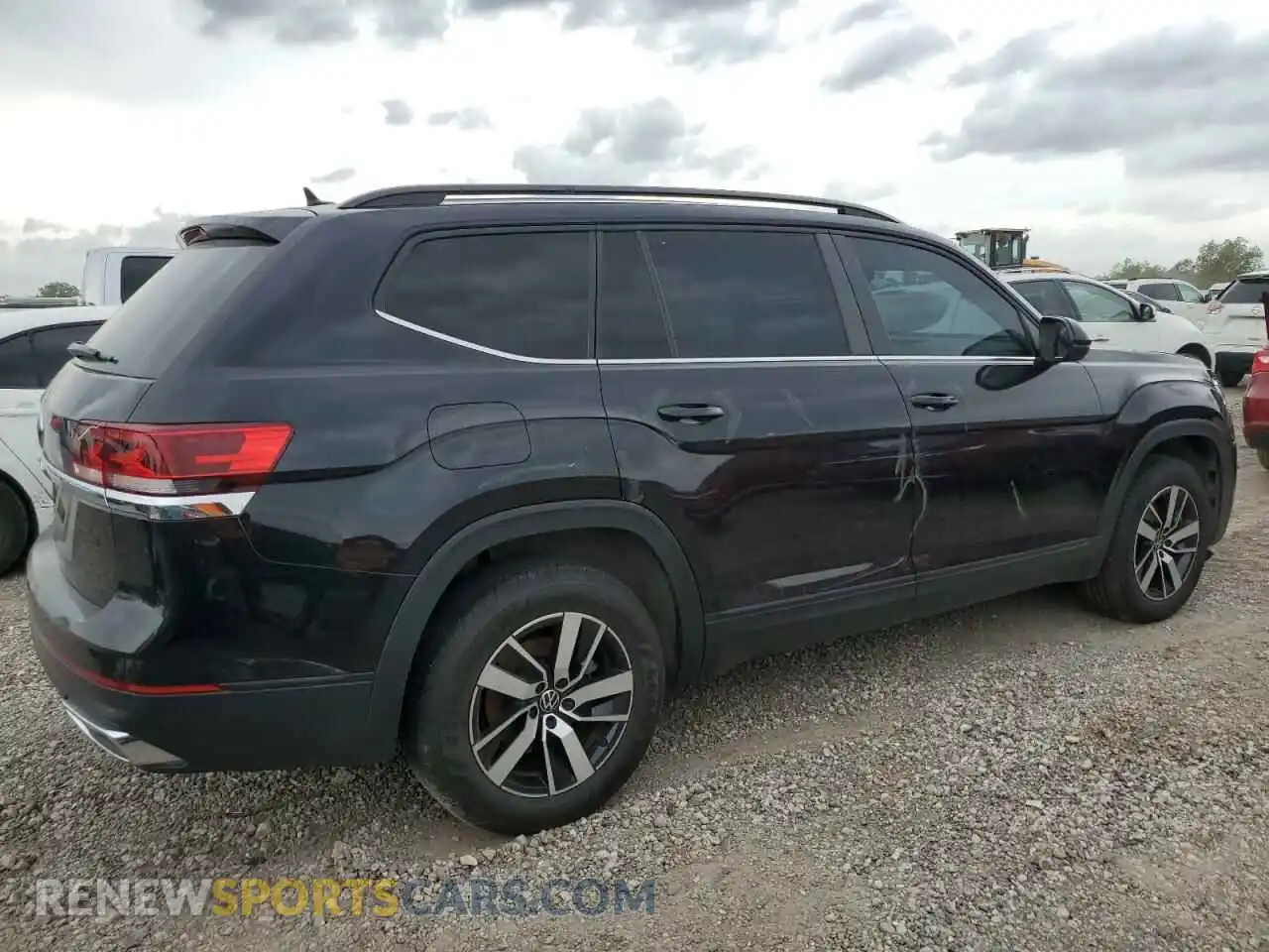 3 Photograph of a damaged car 1V2DP2CA6PC532499 VOLKSWAGEN ATLAS 2023