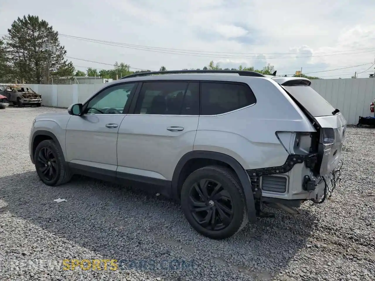 2 Photograph of a damaged car 1V2HR2CA2PC537548 VOLKSWAGEN ATLAS 2023