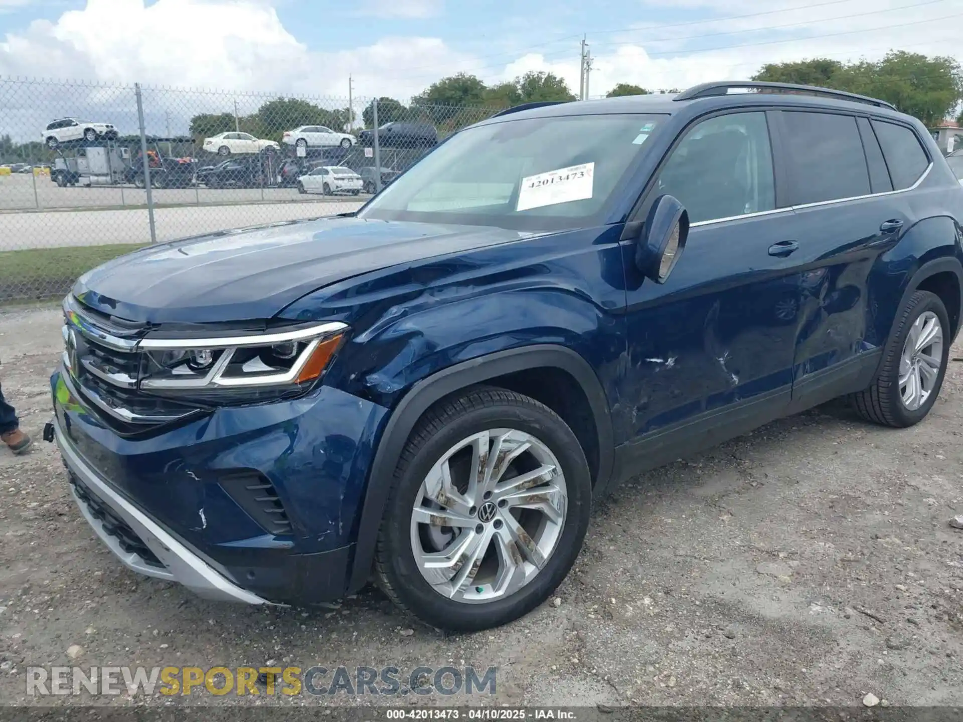 2 Photograph of a damaged car 1V2JR2CA0PC506705 VOLKSWAGEN ATLAS 2023