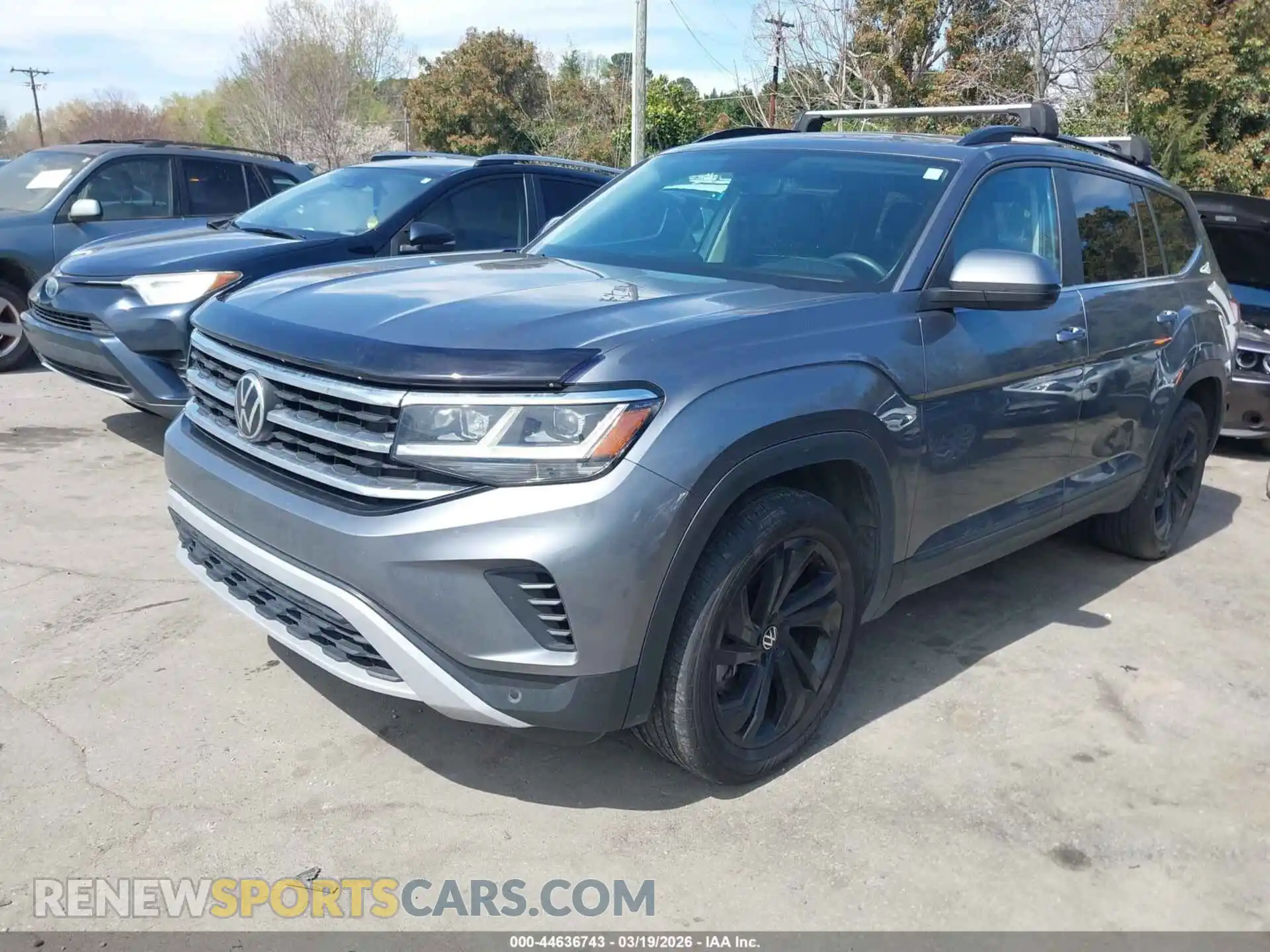 2 fotografías del automóvil dañado 1V2JR2CA9PC518433 VOLKSWAGEN ATLAS 2023