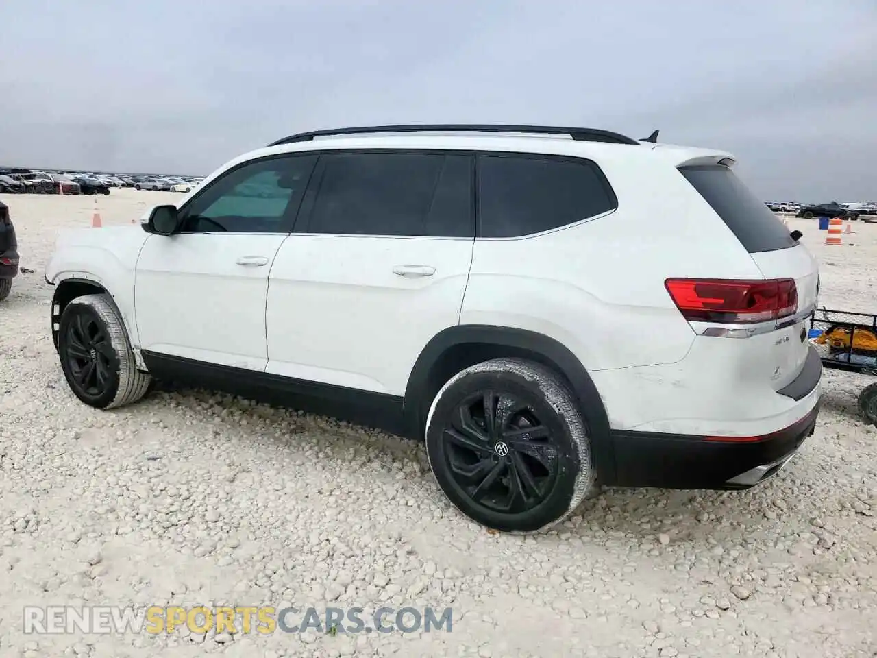 2 Photograph of a damaged car 1V2JR2CAXPC535449 VOLKSWAGEN ATLAS 2023