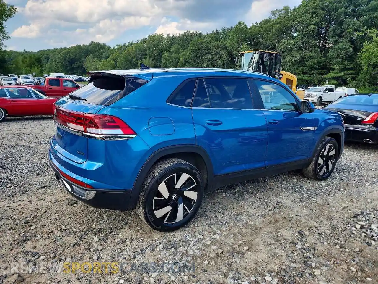 3 Photograph of a damaged car 1V2HE2CA2RC234378 VOLKSWAGEN ATLAS 2024