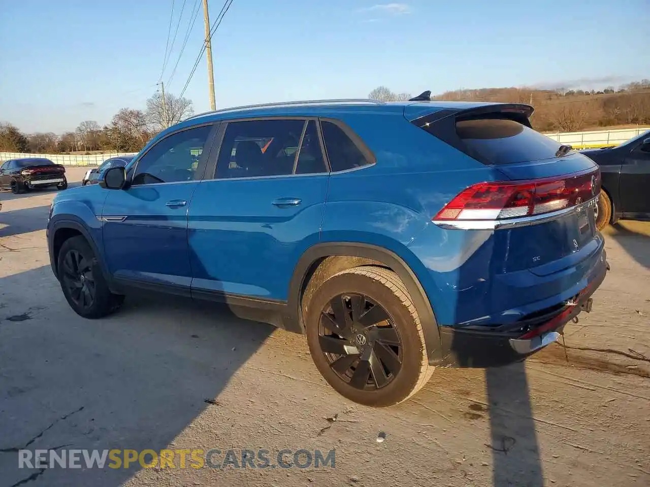2 fotografías del automóvil dañado 1V2JE2CAXSC226312 VOLKSWAGEN ATLAS 2025