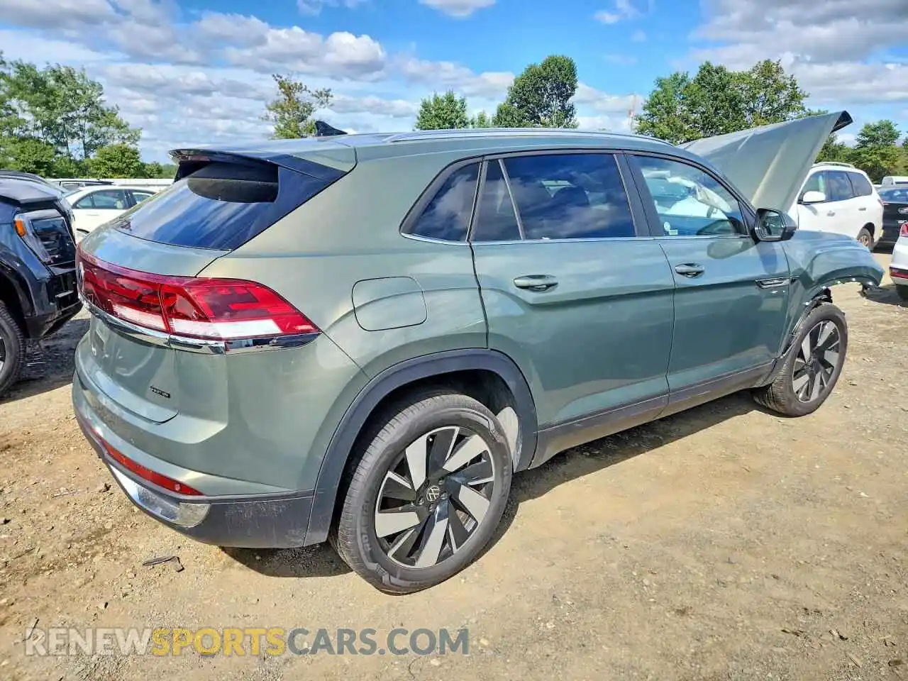3 Photograph of a damaged car 1V2HC2CA2TC218825 VOLKSWAGEN ATLAS 2026