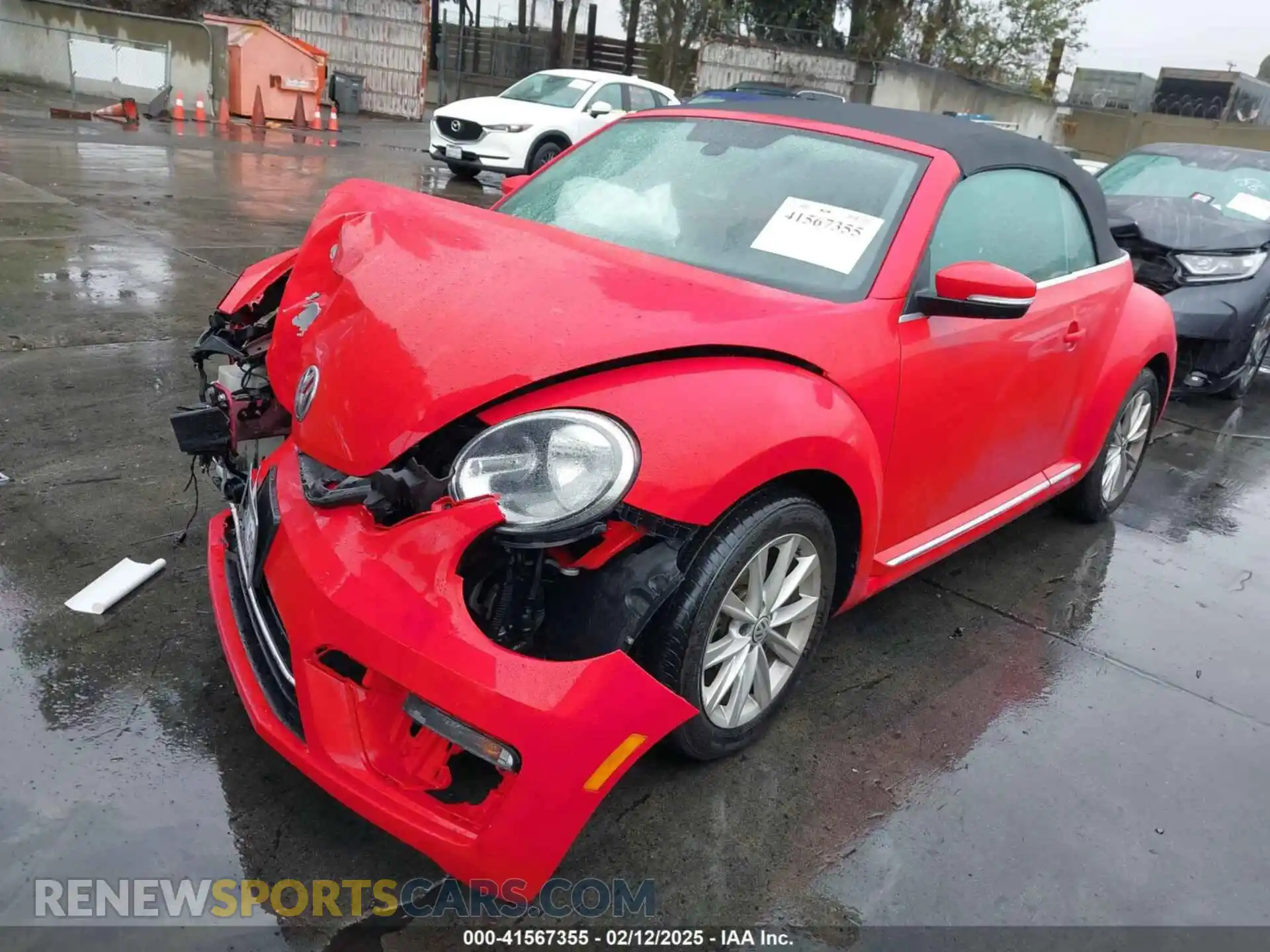 2 Photograph of a damaged car 3VW5DAAT6KM507667 VOLKSWAGEN BEETLE 2019