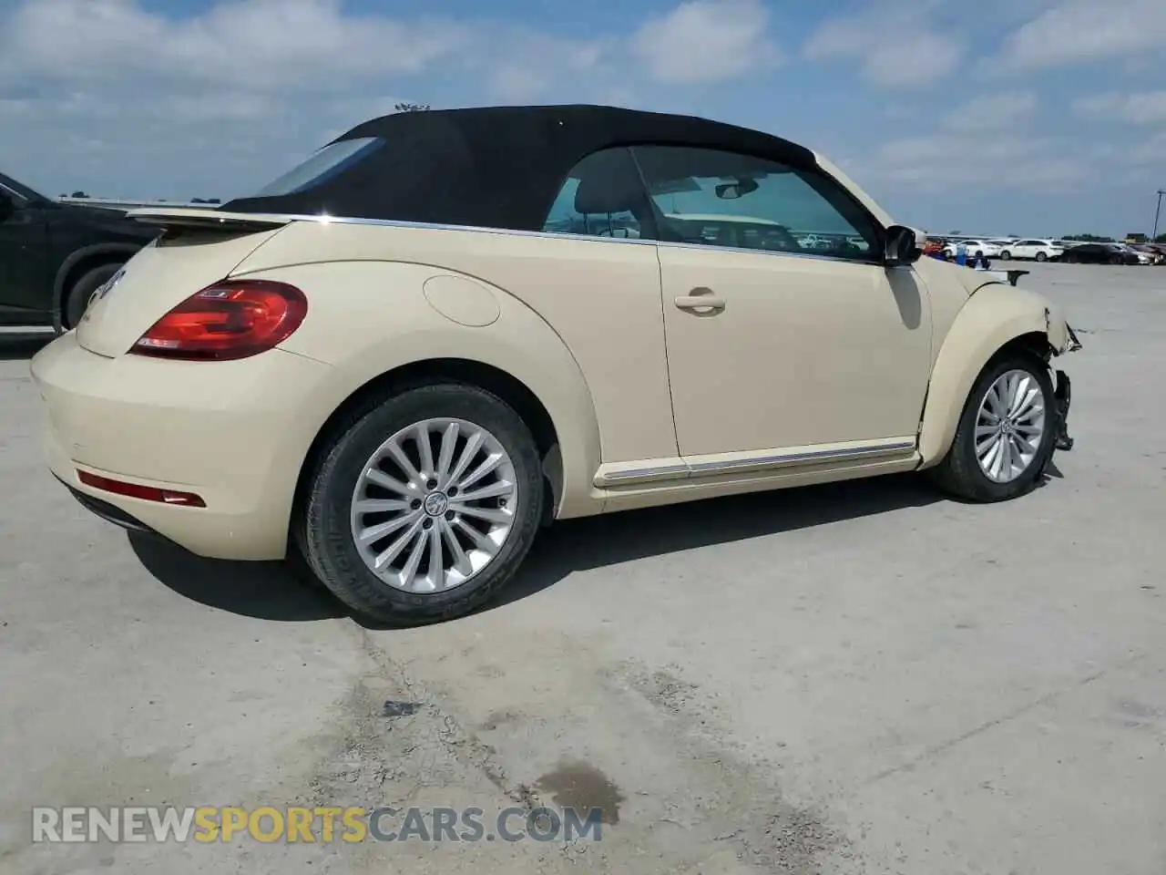 3 Photograph of a damaged car 3VW5DAATXKM500415 VOLKSWAGEN BEETLE 2019