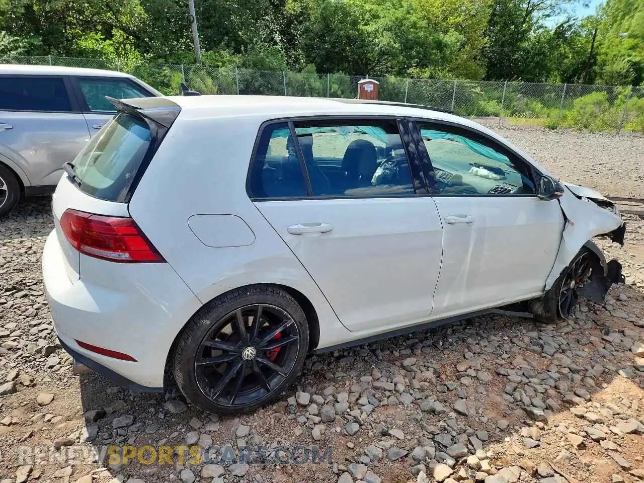 3 Фотография поврежденного автомобиля 3VW6T7AU0MM004934 VOLKSWAGEN GTI 2021