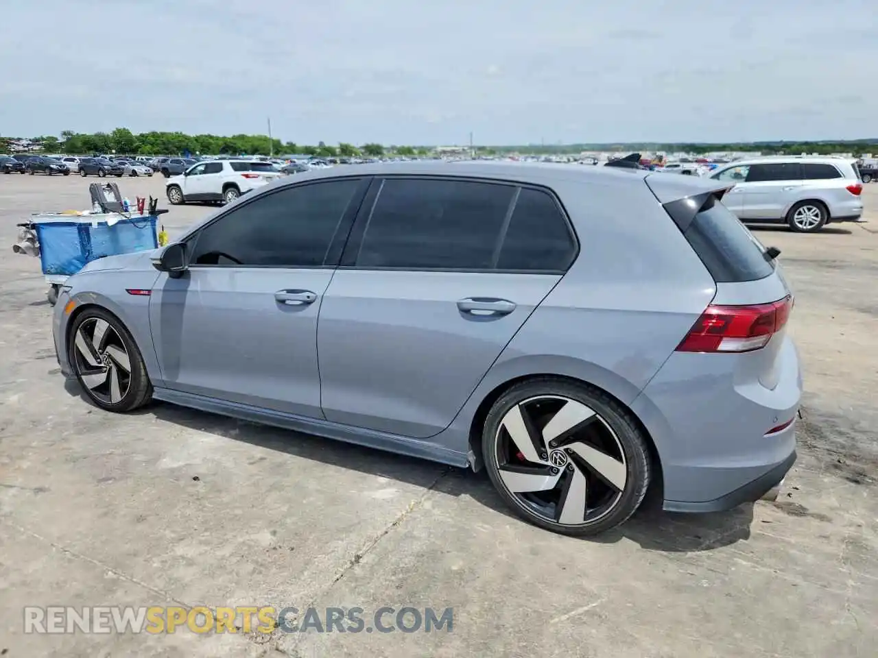 2 Фотография поврежденного автомобиля WVW2A7CD3PW148549 VOLKSWAGEN GTI 2023