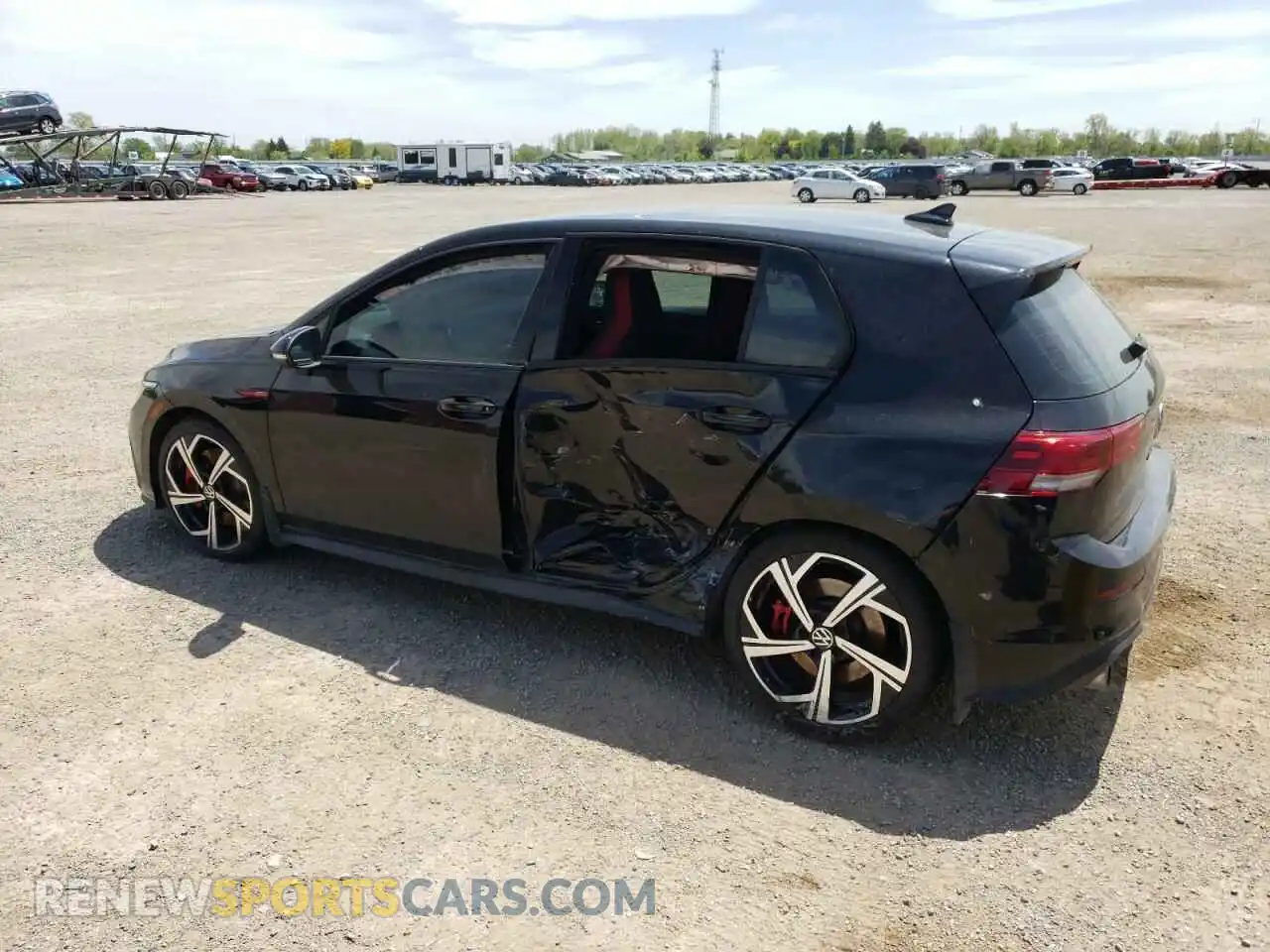 2 Фотография поврежденного автомобиля WVWGA7CD3RW207477 VOLKSWAGEN GTI 2024