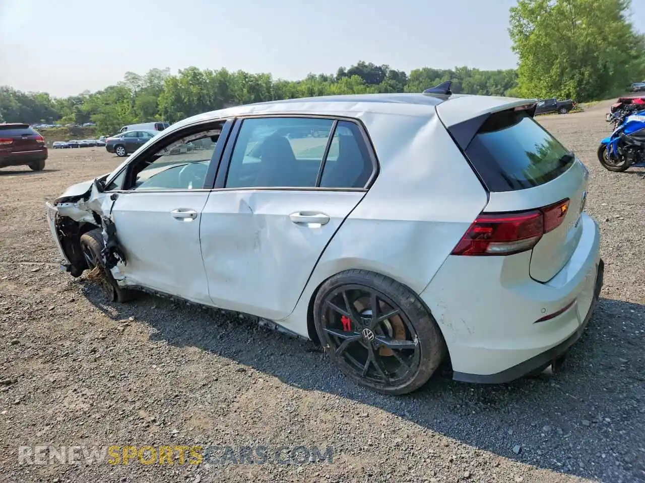 2 Фотография поврежденного автомобиля WVWHA7CD7RW146901 VOLKSWAGEN GTI 2024