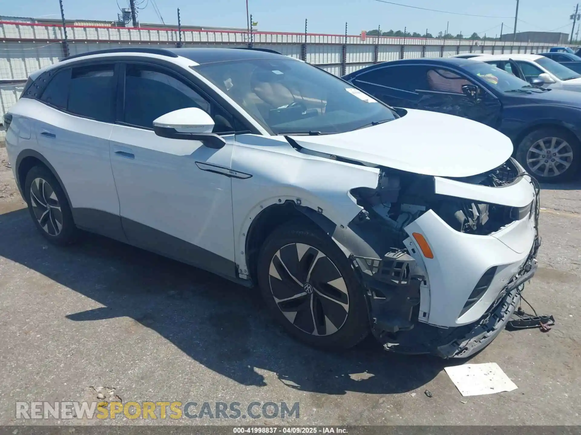 1 Photograph of a damaged car WVGTMPE20MP065444 VOLKSWAGEN ID.4 2021