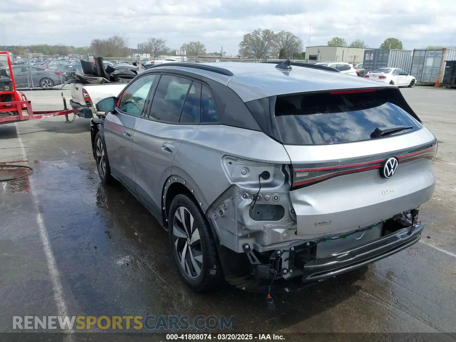 3 Photograph of a damaged car 1V2CMPE88PC054632 VOLKSWAGEN ID.4 2023