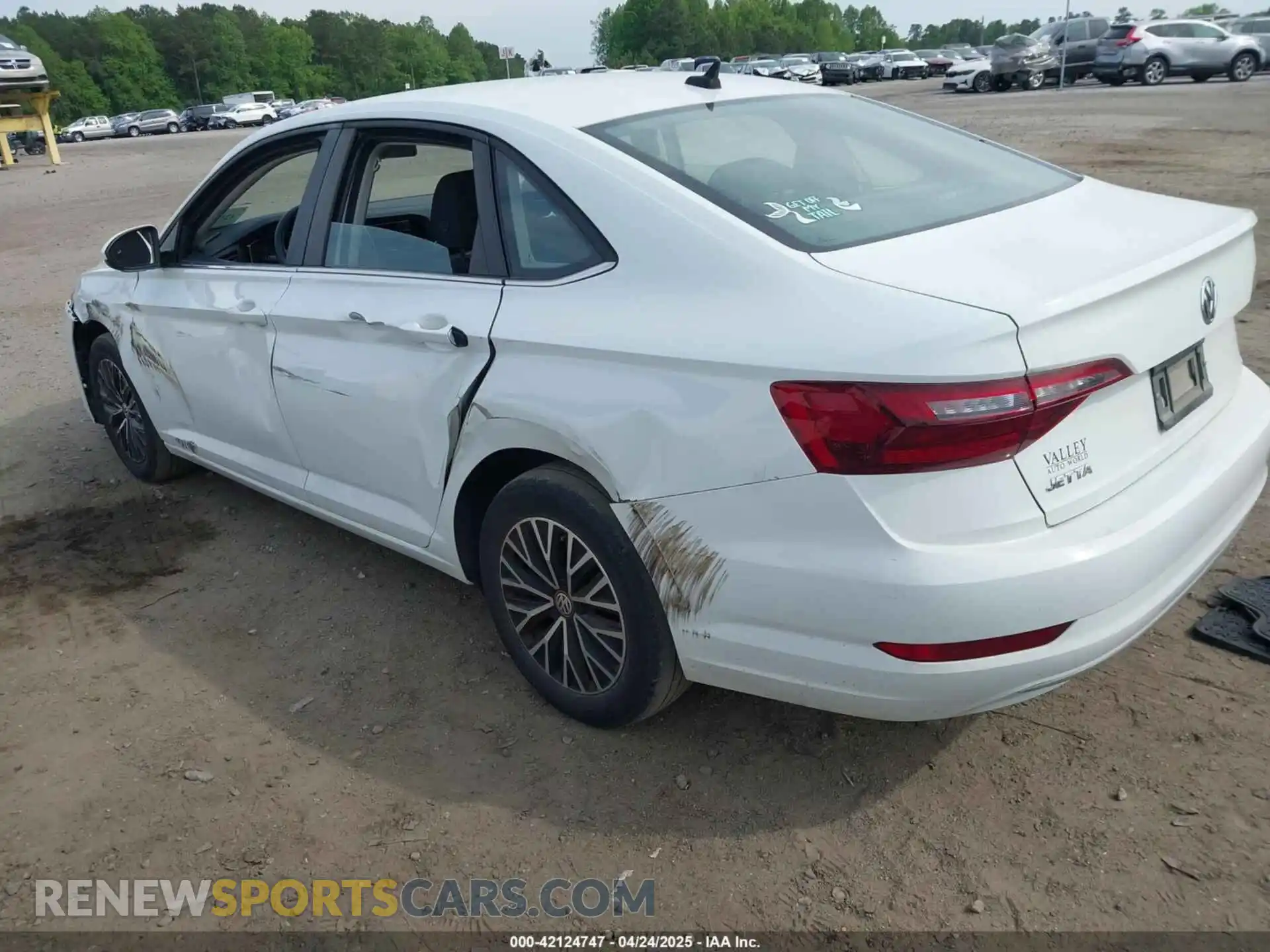 3 Photograph of a damaged car 3VWC57BU0MM021874 VOLKSWAGEN JETTA 2021