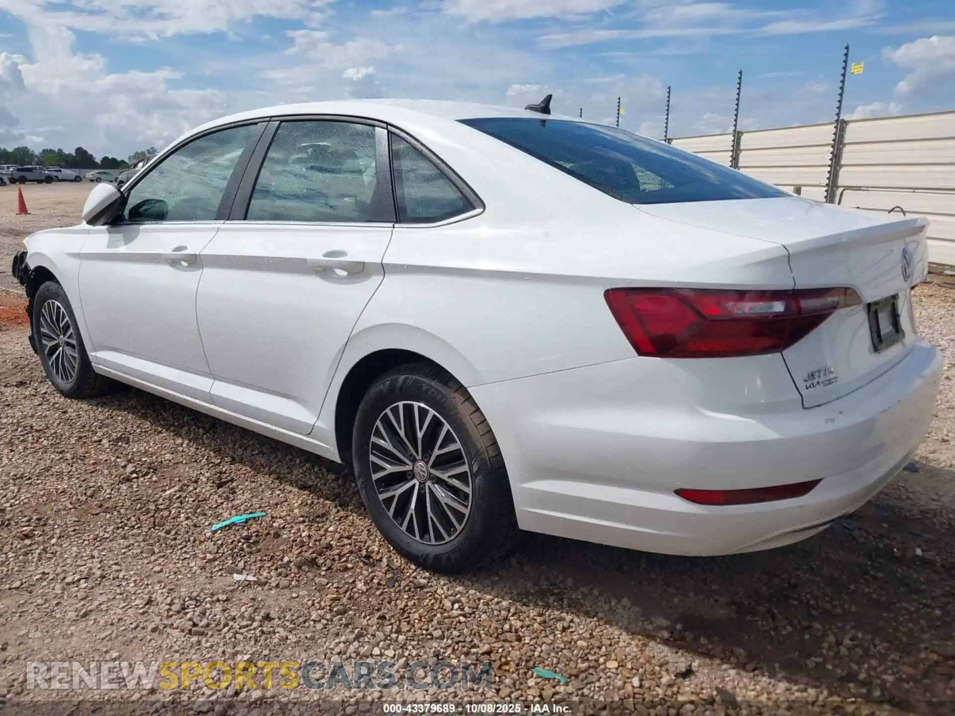 3 Фотография поврежденного автомобиля 3VWC57BU3MM011274 VOLKSWAGEN JETTA 2021
