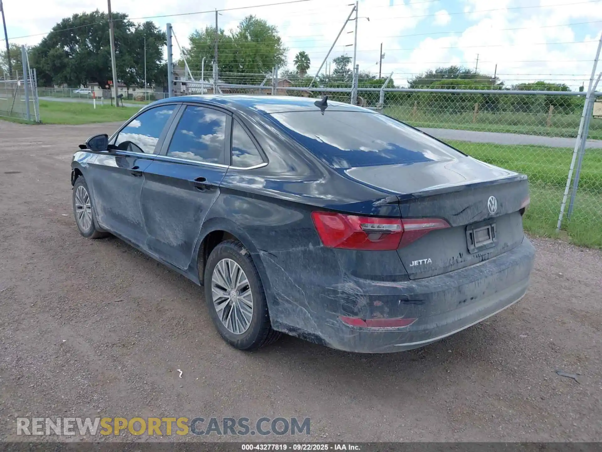 3 Photograph of a damaged car 3VWC57BU5MM080354 VOLKSWAGEN JETTA 2021