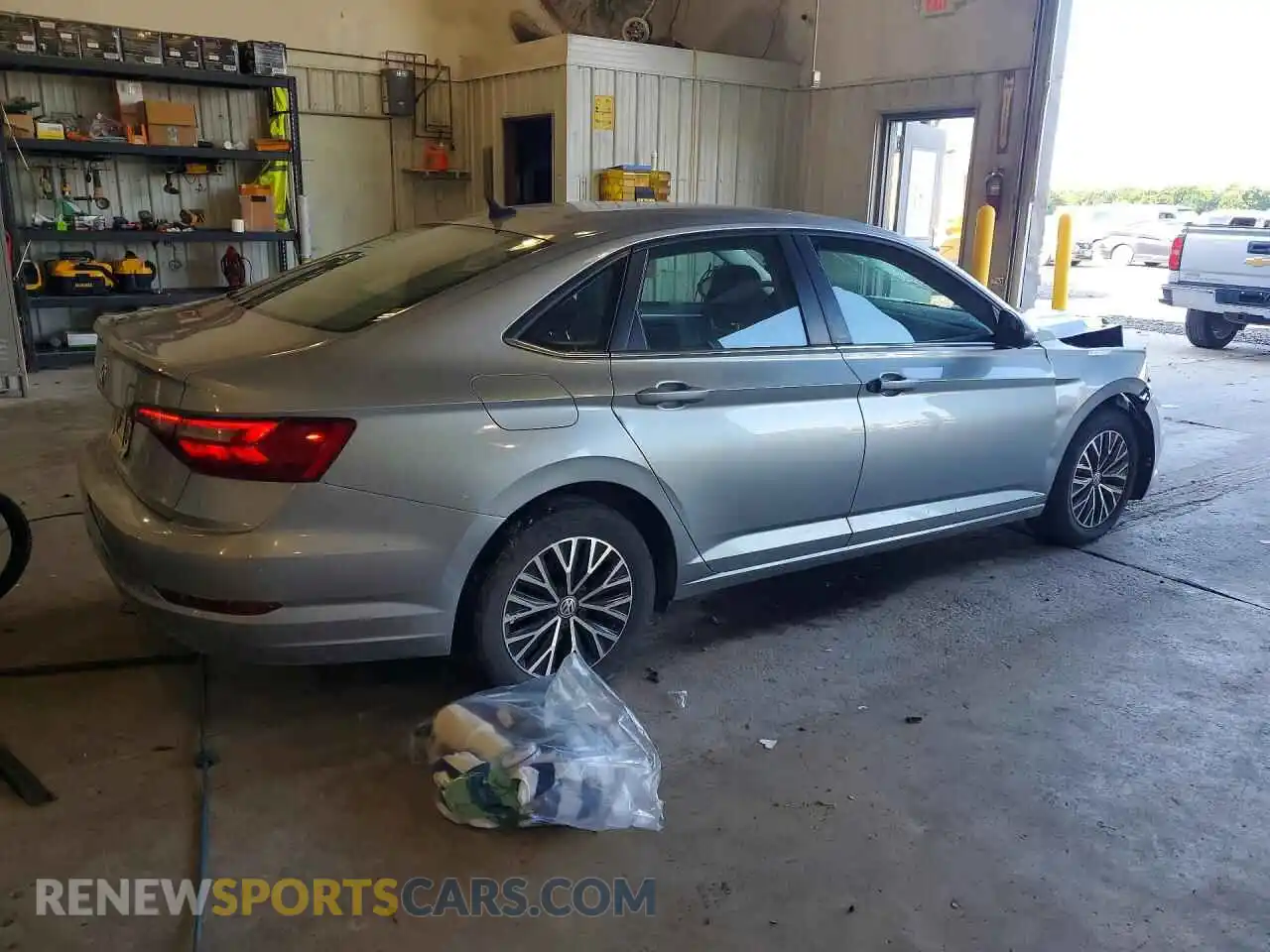 3 Фотография поврежденного автомобиля 3VWC57BU7MM016221 VOLKSWAGEN JETTA 2021