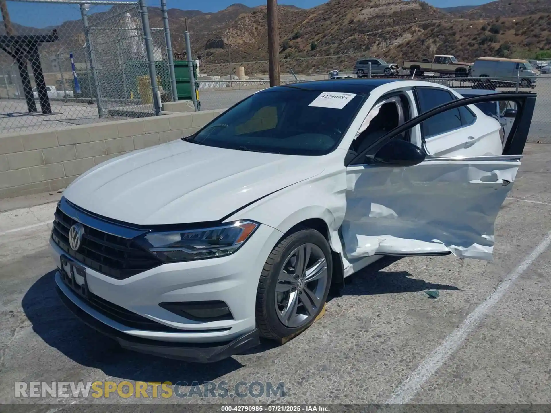 2 Photograph of a damaged car 3VWC57BU8MM002313 VOLKSWAGEN JETTA 2021