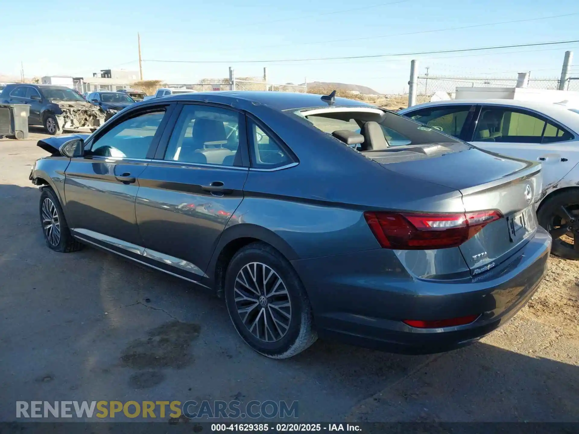 3 Фотография поврежденного автомобиля 3VWC57BU9MM007021 VOLKSWAGEN JETTA 2021