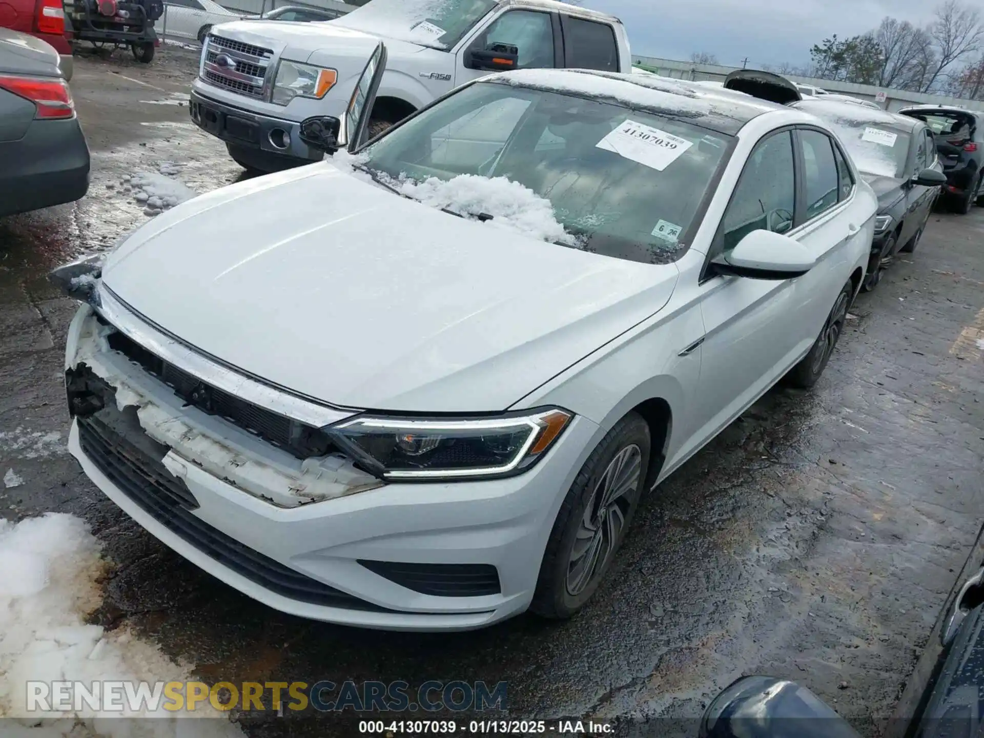2 Photograph of a damaged car 3VWE57BU0MM011337 VOLKSWAGEN JETTA 2021