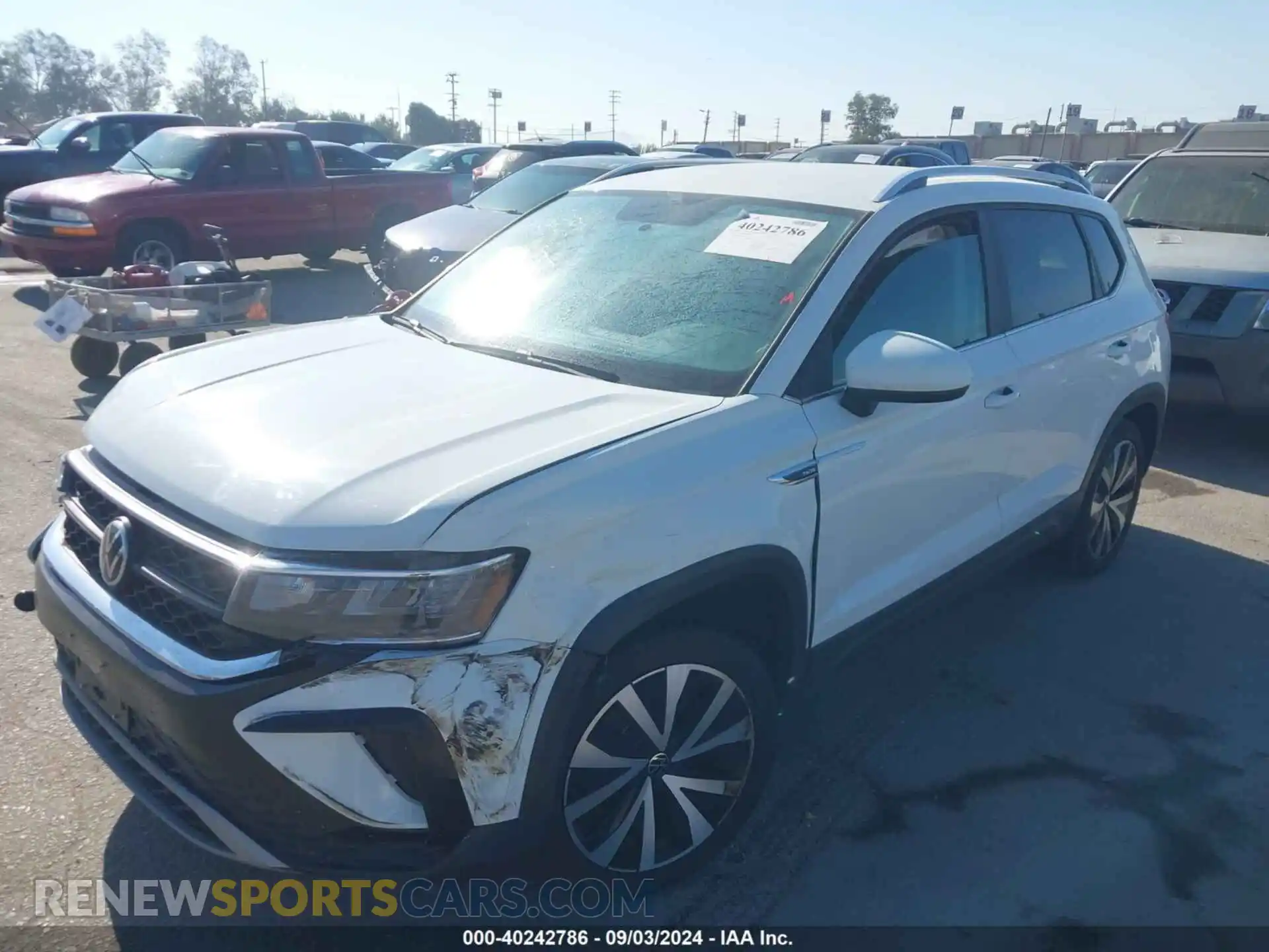 2 Photograph of a damaged car 3VVRX7B22NM074620 VOLKSWAGEN TAOS 2022